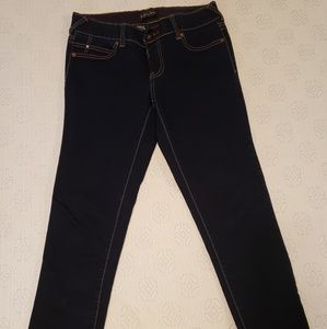 Ariya jeans